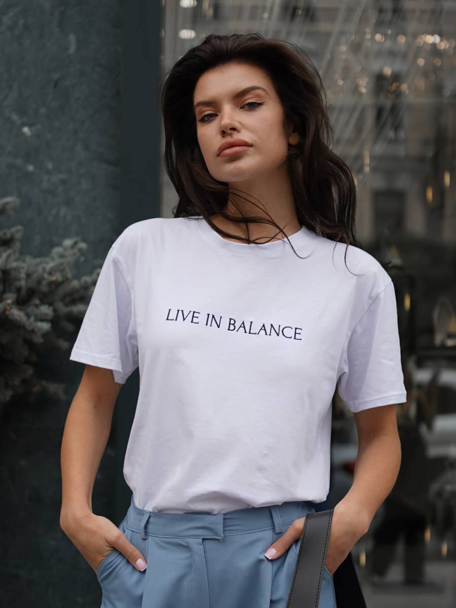 Футболка "balance" romashka біла ♥ інтернет-магазин Ромашка
